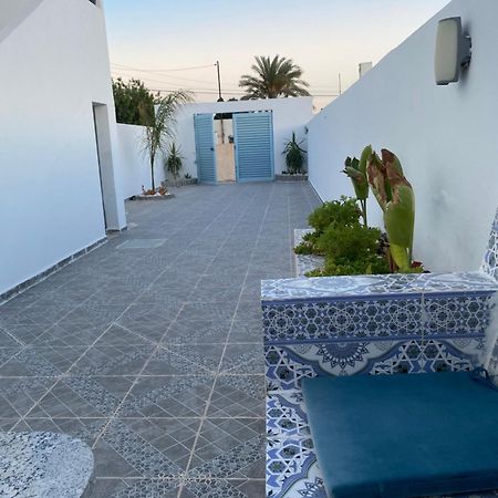 Studio Rouge Cosy A Dar Lili Djerba Mezraia Esterno foto
